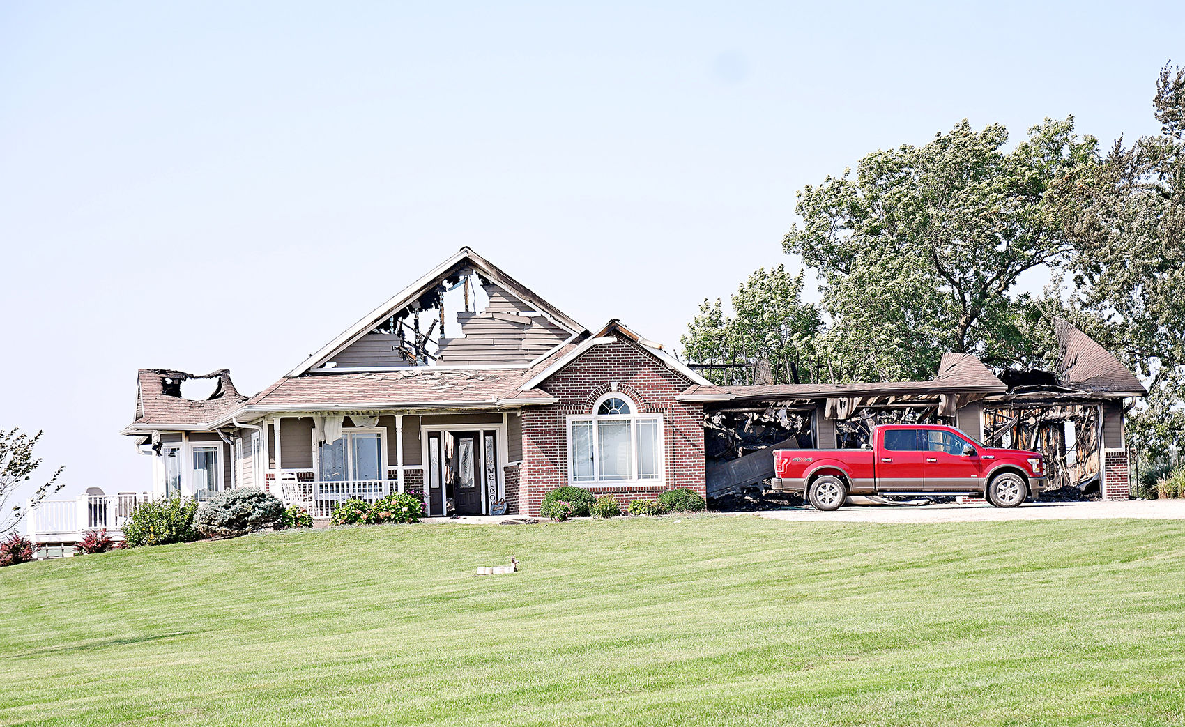 Residents escape Paullina house fire